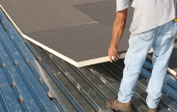 benefits of insulating Llanfair Clydogau flat roofing